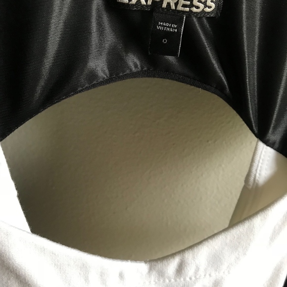 Express Black & White Dress - Picture 4 of 4